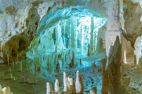 grotte di frasassi dettaglio stalattiti
