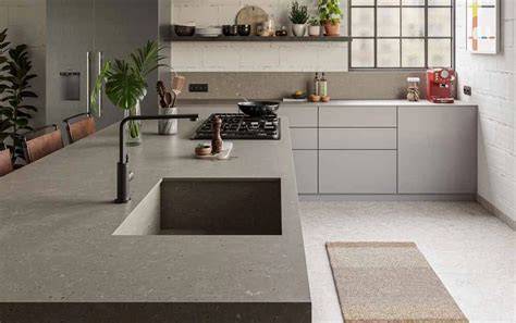 schema materiali per superfici cucina