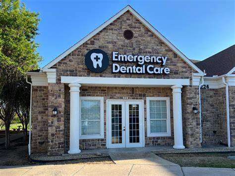 emergency dental care access in center
