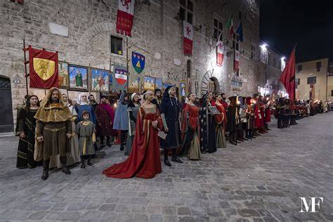 corteo storico della manifestazione medievale
